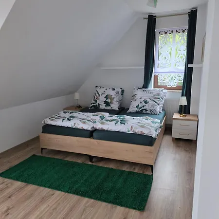 Lebove Zacisze & Relax Ferienhaus *